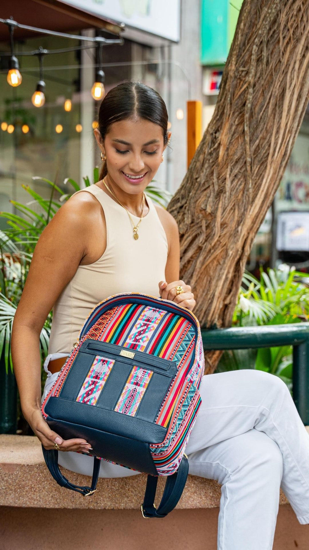 Mochila telar de cuero